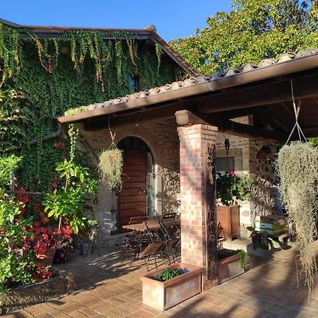 B&B Sole Mio เวลเลตริ ภายนอก รูปภาพ